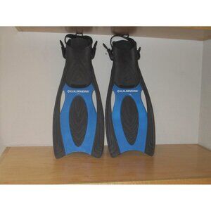 U.S. Divers Set of 2 Black and Blue Fins Size Large 10-13 Good Pre Owned Shape